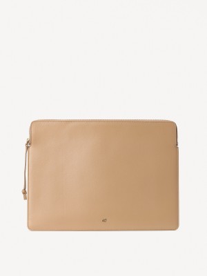 Altri Accessori By Malene Birger Aya Leather Laptop Case Sabbia | IT_BB40007